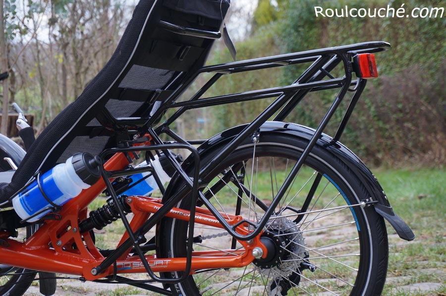 Equipé d'un solide porte bagage, le Scopion est facile à charger.