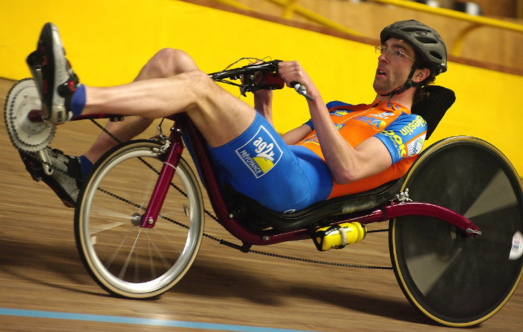 Aurélien Bonneteau lors de son record du monde de l'heure sur piste sur vélo couché : 50,529 km dans l'heure ! Qui dit mieux ?