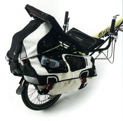 Tagun avec sacoches spécialement conçues par Ortlib pour les vélos couchés