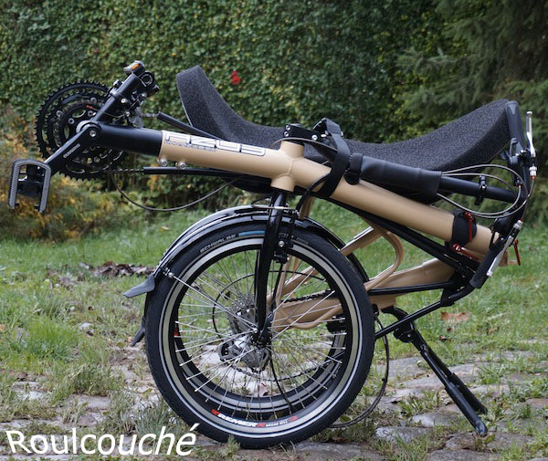 AZUB Origami : un vélo couché pliant