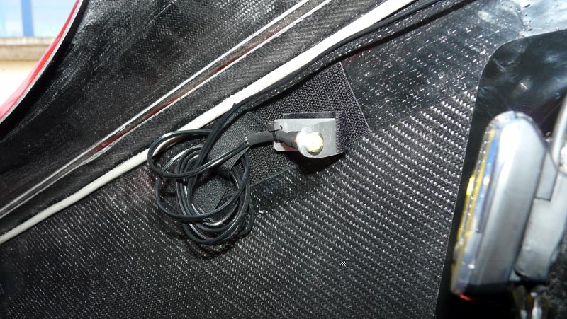 Une led mobile permet d'éclairer  l'interieur, jusque dans le fond du coffre.